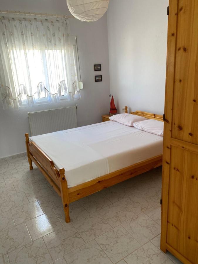 Atlantis Apartments Vrasná Buitenkant foto